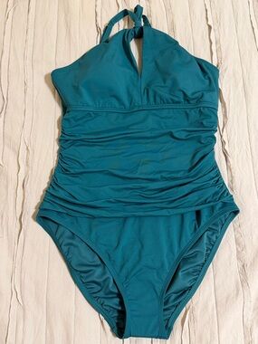 Bleu Rod Beattie Twist & Shout Over the Shoulder Mio One-Piece Swimsuit Size 6
